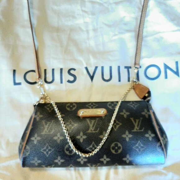Louis Vuitton Eva Clutch - Picture 1 of 1